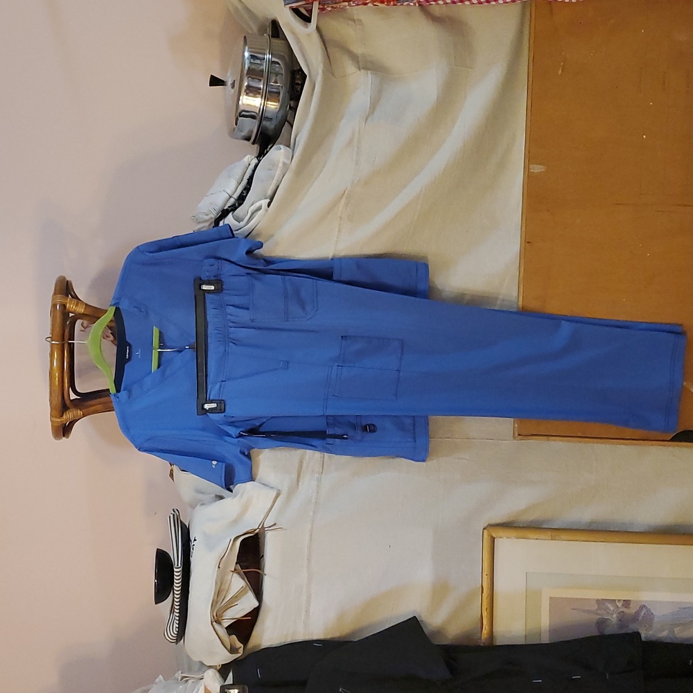 Carhartt nurses uniform light blue size L